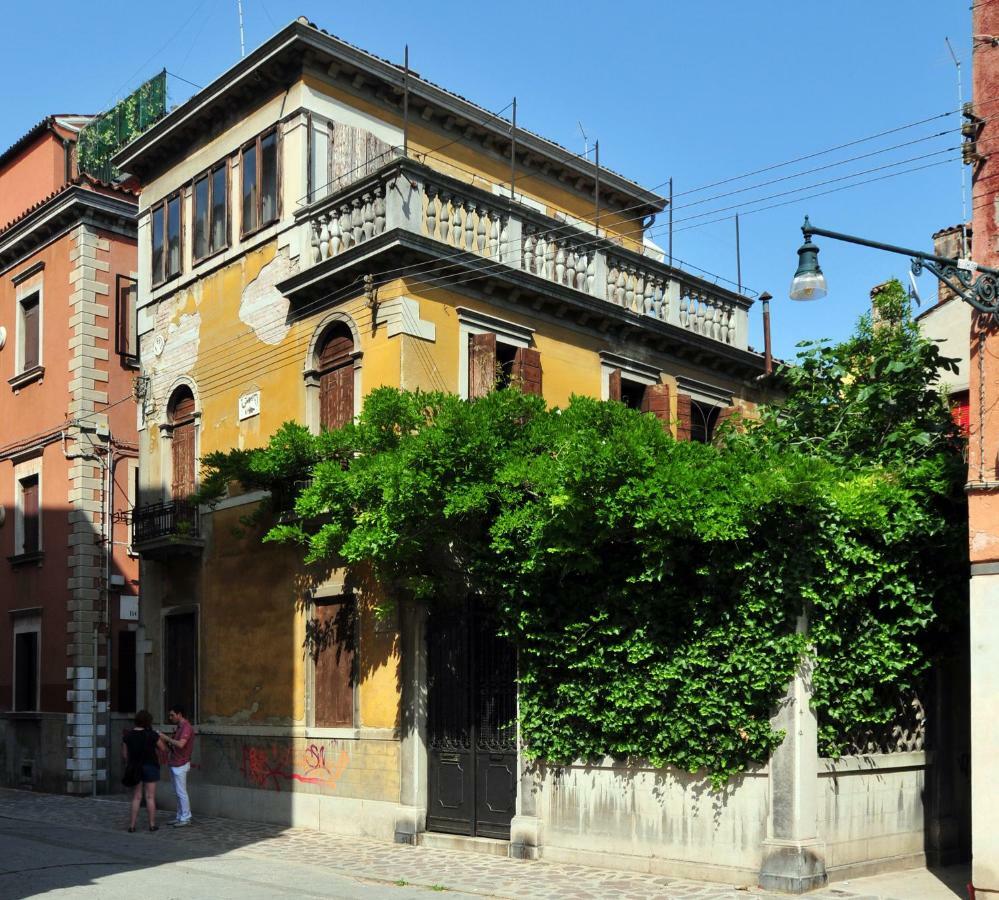 Carbonaia Venezia Hotel Exterior photo